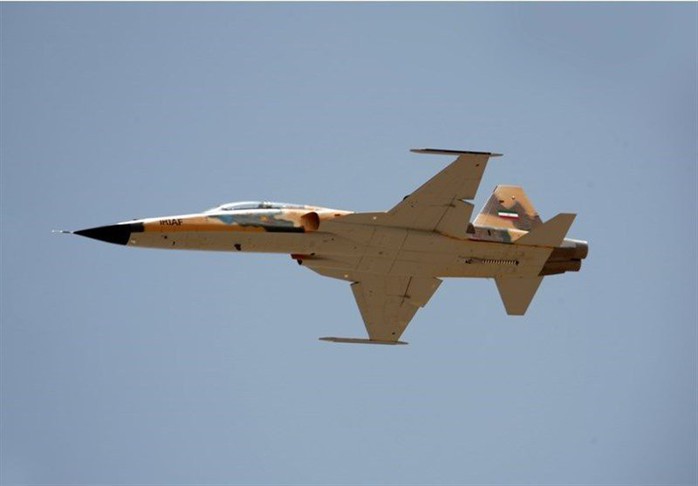 Iran trình làng chiến đấu cơ mới, trông giống máy bay cũ của Mỹ - Ảnh 2.