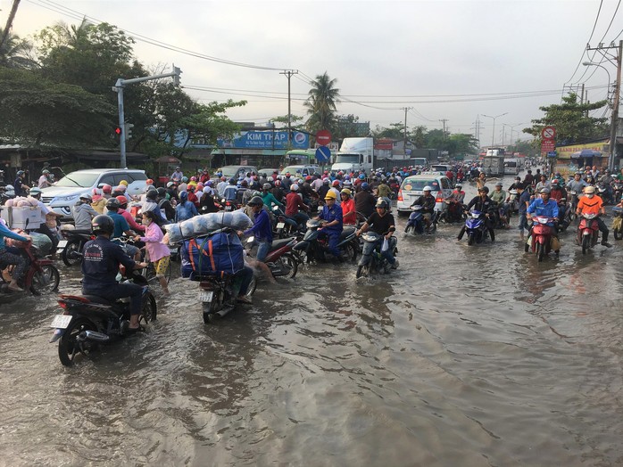 NHIỀU DỰ ÁN CHỐNG NGẬP… MẮC CẠN! (*): Mạnh tay cải tổ - Ảnh 1.