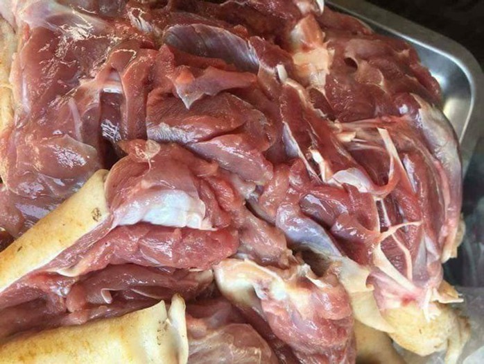 Đà điểu giá rẻ từ 90.000 đồng/kg thực chất là thịt gì? - Ảnh 2. Đà điểu giá rẻ từ 90.000 đồng/kg thực chất là thịt gì? - Ảnh 2.