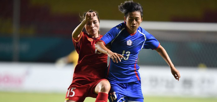 Kém về sức vóc, bóng đá nữ Việt Nam khó tiến xa - Ảnh 1.