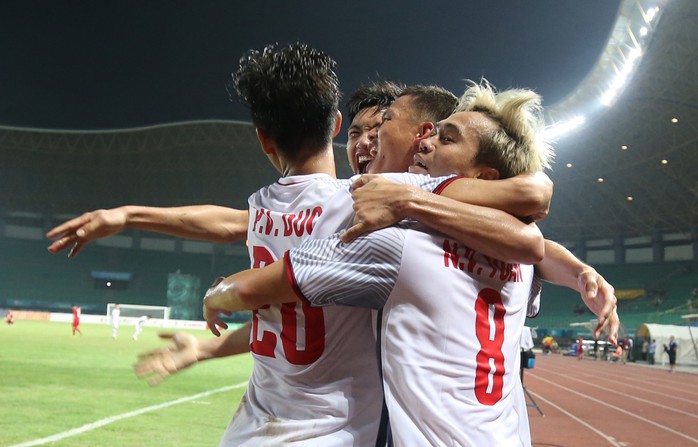 Olympic Việt Nam - Syria 1-0: Phát cuồng vì vào bán kết! - Ảnh 1.
