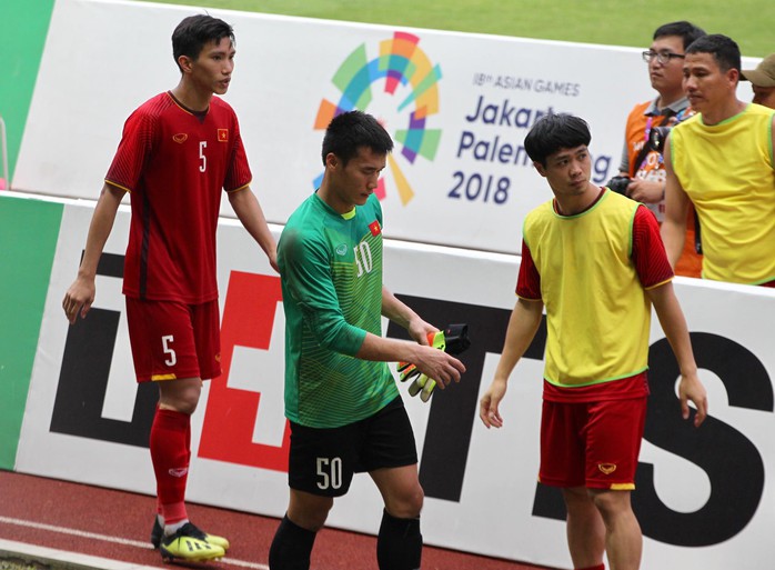 Olympic Việt Nam chia tay trong tiếc nuối, CĐV thẫn thờ - Ảnh 3. Olympic Việt kèo nhà cái tỷ lệ bóng đá tiếc nuối, CĐV thẫn thờ - Ảnh 3.