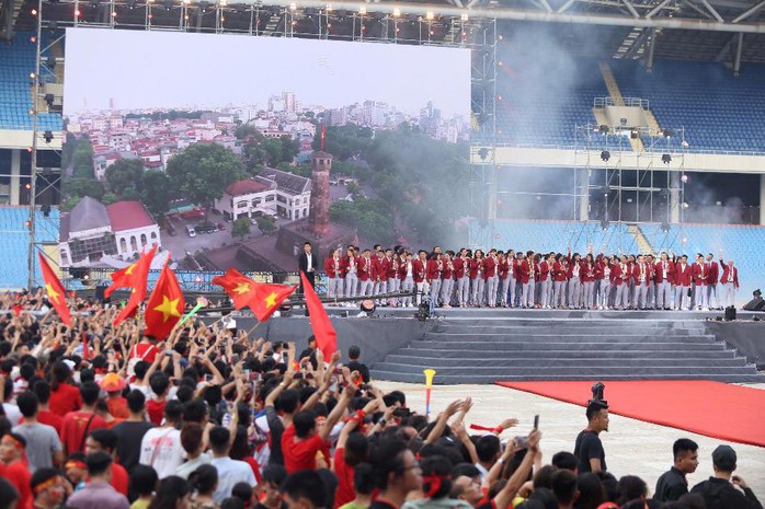 Cuồng nhiệt tôn vinh các tuyển thủ Việt Nam thi đấu hết mình tại ASIAD 2018 - Ảnh 4.