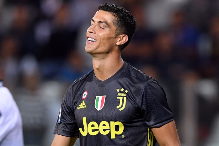 Những sắc thái tịt ngòi của Ronaldo ngày Juventus toàn thắng - Ảnh 8.