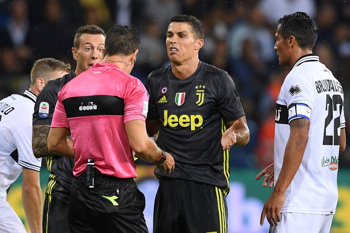 Những sắc thái tịt ngòi của Ronaldo ngày Juventus toàn thắng - Ảnh 6.