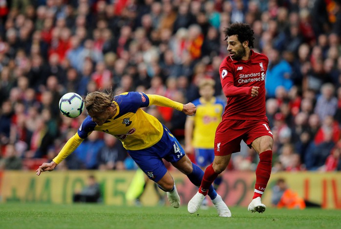 Mưa bàn thắng ở Cardiff, Man City tái chiếm ngôi nhì Ngoại hạng - Ảnh 6.