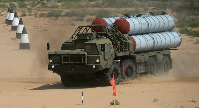 Sau sự cố với Israel, Nga chuyển hệ thống S-300 cho Syria - Ảnh 1.