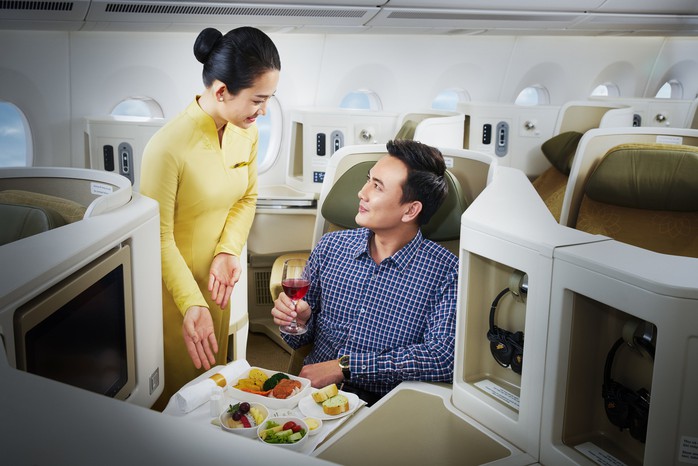 Vietnam Airlines nhận giải thưởng “Hãng hàng không 4 sao toàn cầu” - Ảnh 2.