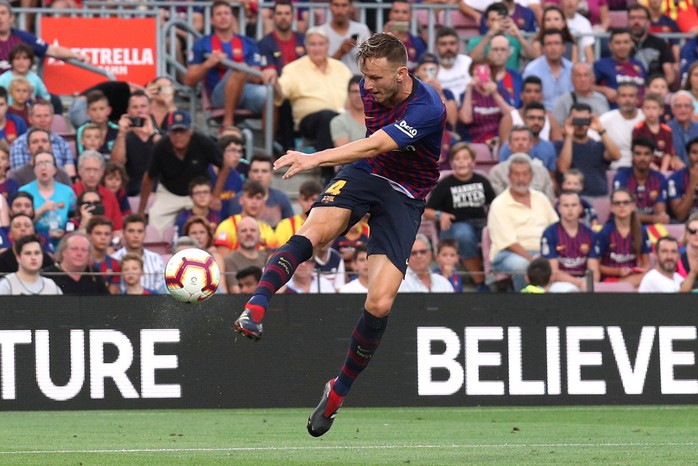 Messi, Suarez cùng lập cú đúp, Barcelona xé nát lưới Huesca - Ảnh 5.
