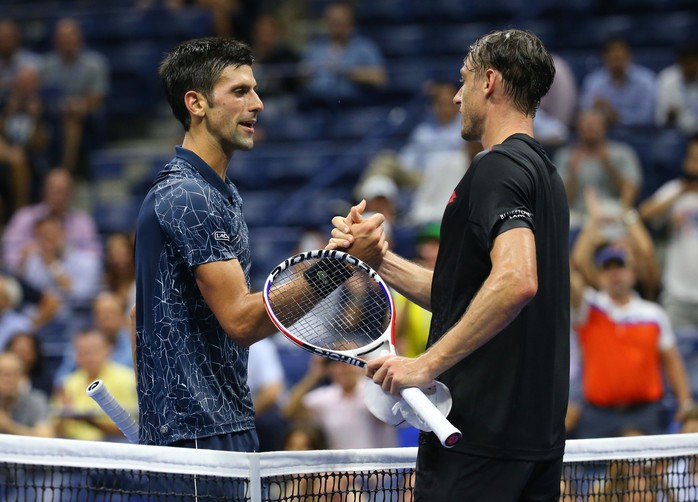Djokovic đòi nợ giúp Federer, lần 11 vào bán kết US Open - Ảnh 1.