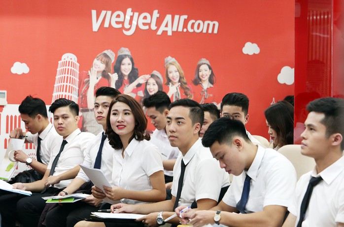 Vietjet tiếp tục tuyển tiếp viên tại Hà Nội, TP HCM - Ảnh 2.