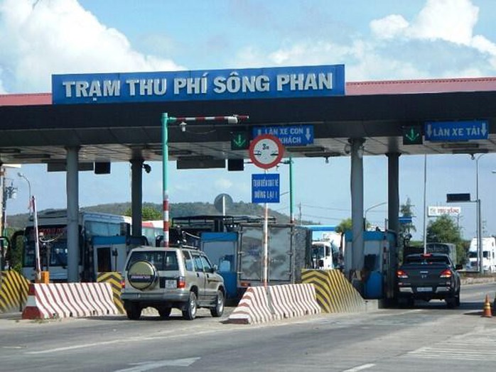 Lo mất trật tự, trạm BOT Sông Phan xin giảm giá vé - Ảnh 1.