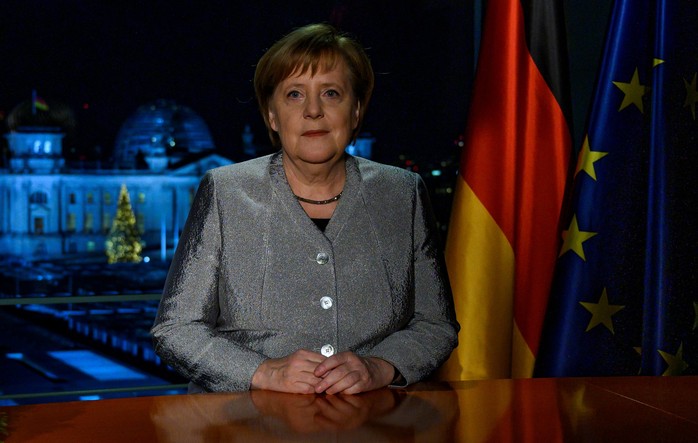 Thông điệp năm mới: Bà Merkel trách Tổng thống Trump - Ảnh 1. Thông điệp năm mới: Bà Merkel trách Tổng thống Trump - Ảnh 1.