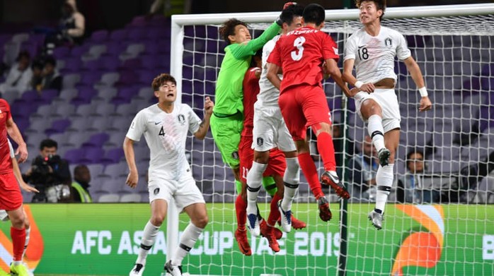 Asian Cup 2019: Vắng Son Heung-min, Hàn Quốc vẫn giành vé vào 1/8 - Ảnh 5.