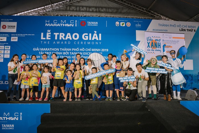 U70 cùng tranh tài với các VĐV nhí tại giải Marathon quốc tế TP HCM 2019 Taiwan Excellence - Ảnh 5.