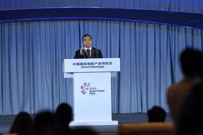 Chủ tịch Huawei dọa “các quốc gia thù địch” - Ảnh 1.