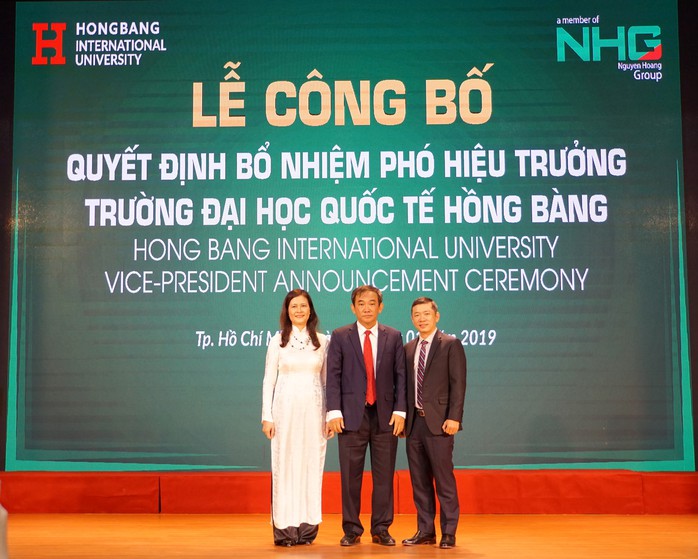 Trường ĐH Quốc tế Hồng Bàng bổ nhiệm 2 phó hiệu trưởng - Ảnh 1.