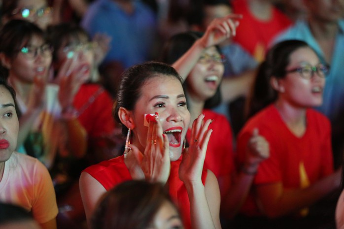 Dừng bước trước bán kết Asian Cup: Tiếc nuối, kỳ vọng tuyển Việt Nam - Ảnh 3.