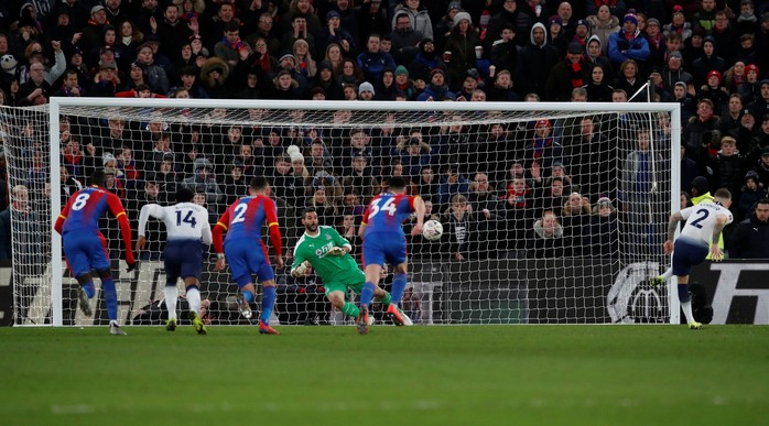 Tottenham thua thảm FA Cup, Chelsea đại thắng nhờ VAR  - Ảnh 5.