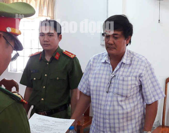 Chiếm đoạt tiền BHYT, 2 cán bộ phòng khám đa khoa bị “hốt” - Ảnh 1. Chiếm đoạt tiền BHYT, 2 cán bộ phòng khám đa khoa bị “hốt” - Ảnh 1.