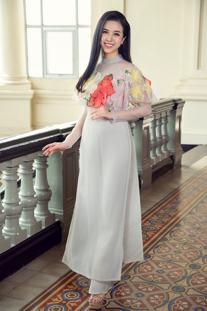 Ngất ngây với vẻ đẹp của top 3 hoa hậu Việt Nam 2018 - Ảnh 10.