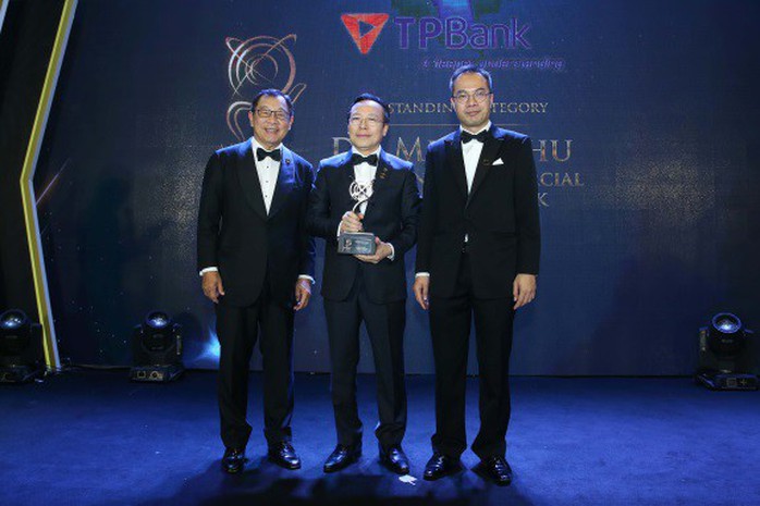 Chủ tịch TPBank được vinh danh là Doanh nhân xuất sắc châu Á - Ảnh 1.