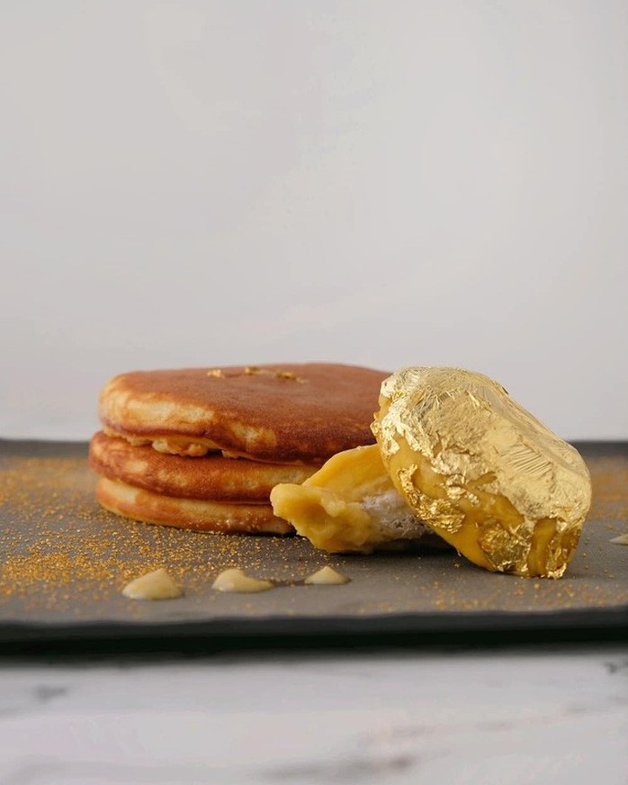 Món sầu riêng dát vàng 24k sang chảnh bậc nhất Singapore - Ảnh 4. Món sầu riêng dát vàng 24k sang chảnh bậc nhất Singapore - Ảnh 4.