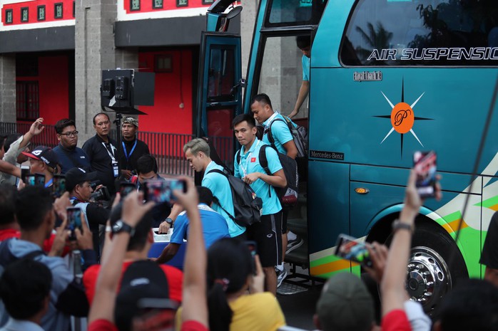 Việt Nam thắng tưng bừng Indonesia 3-1 trên sân khách - Ảnh 7.