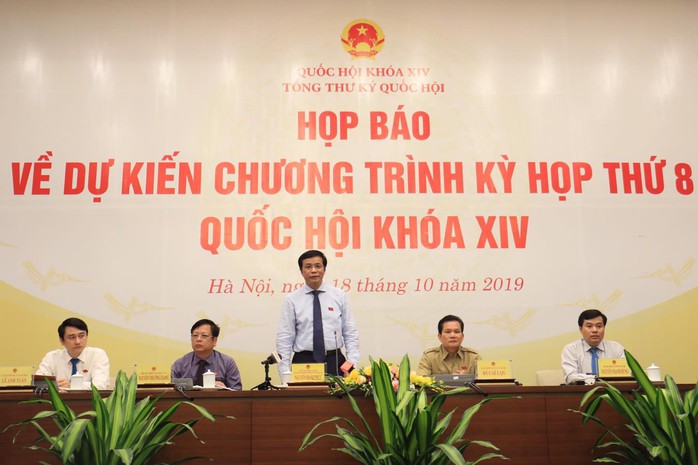 Ai sẽ thay thế sau khi Quốc hội miễn nhiệm Bộ trưởng Y tế Nguyễn Thị Kim Tiến? - Ảnh 1.
