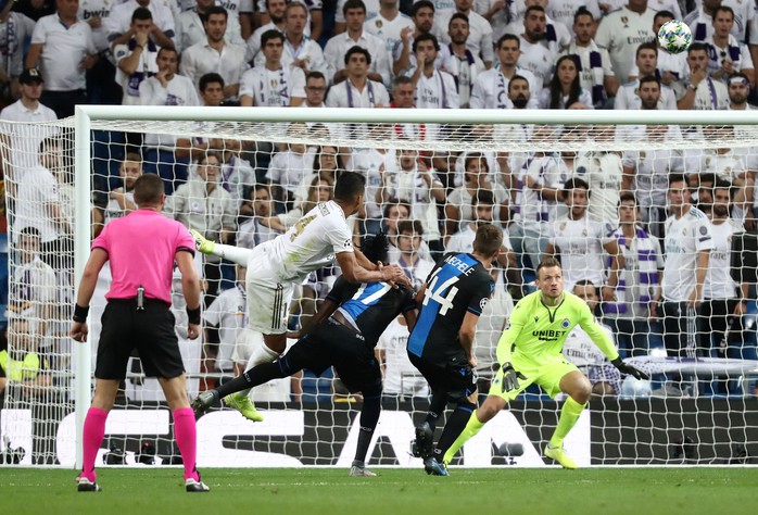 Hàng thủ thảm họa, Real Madrid trả giá ở Champions League - Ảnh 5.