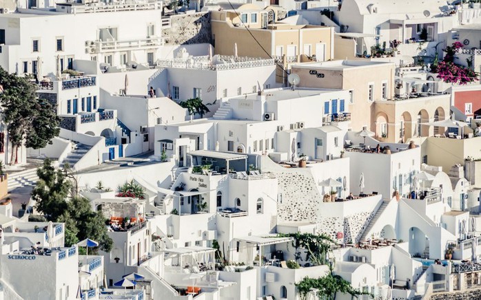 Ngắm những ngôi nhà tường trắng mái xanh ở Santorini - Ảnh 11. Ngắm những ngôi nhà tường trắng mái xanh ở Santorini - Ảnh 11.