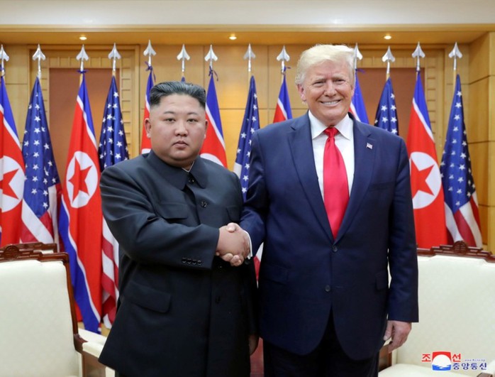 Đến lượt ông Kim Jong-un khoe quan hệ đặc biệt với ông Trump  - Ảnh 1.