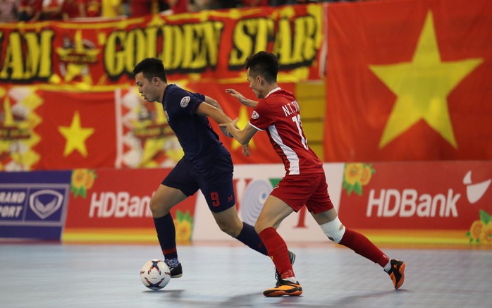 Futsal Việt Nam tiếp tục bị Thái Lan lấn lướt - Ảnh 4.