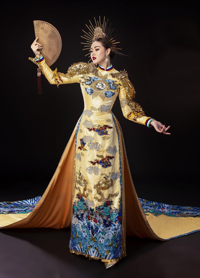 Á hậu Tường San nhờ khán giả chọn quốc phục dự thi Hoa hậu Quốc tế 2019 - Ảnh 3.