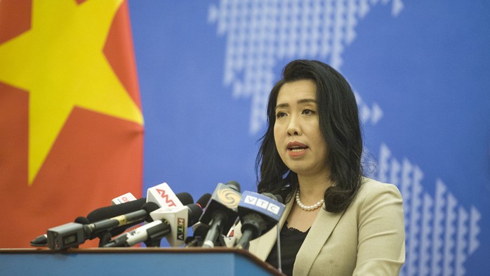 Người phát ngôn lên tiếng về thông tin tàu Trung Quốc từ chối cứu hộ tàu cá Việt Nam ở Hoàng Sa - Ảnh 1.