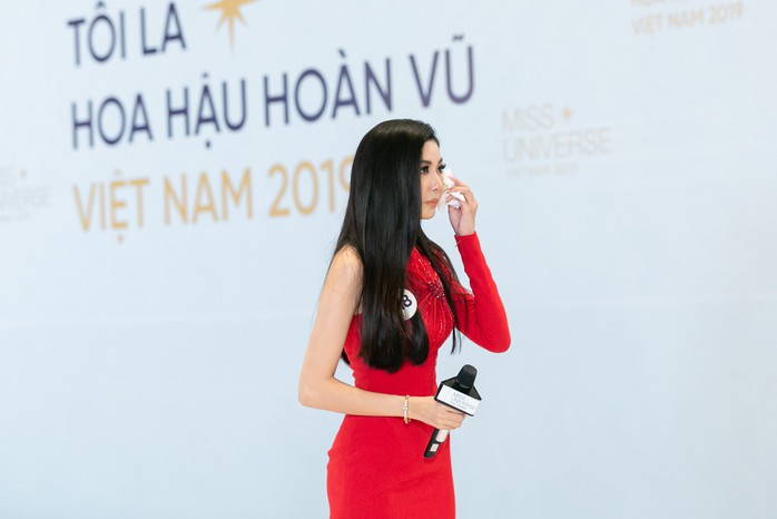 Thúy Vân bị cảnh cáo ở Hoa hậu Hoàn vũ Việt Nam 2019 - Ảnh 2.