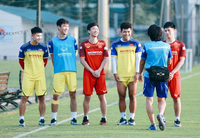 Thầy Park không để Đình Trọng dự SEA Games 2019, sợ chấn thương - Ảnh 1.