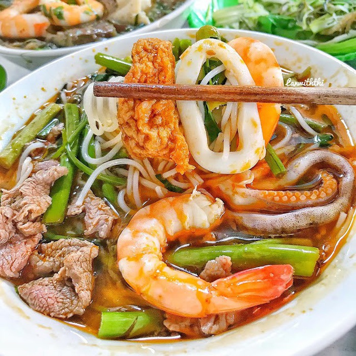 5 kiểu bún lạ vị ở TP HCM - Ảnh 2. 5 kiểu bún lạ vị ở TP HCM - Ảnh 2.