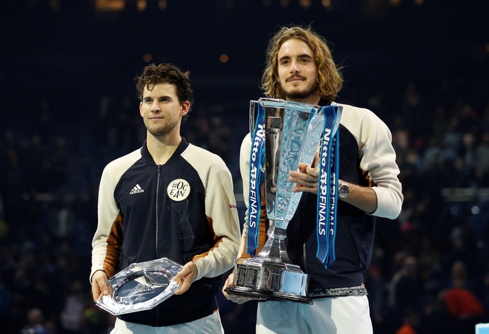 Clip Tsitsipas lần đầu dự giải và đăng quang ATP Finals 2019 - Ảnh 5.