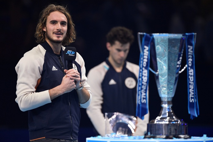 Clip Tsitsipas lần đầu dự giải và đăng quang ATP Finals 2019 - Ảnh 4.