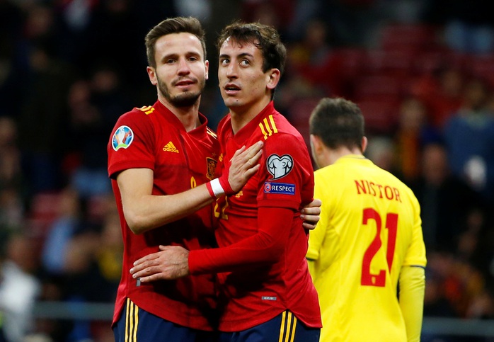 Tây Ban Nha giành vé dự Euro, HLV Moreno chuẩn bị từ chức - Ảnh 6.