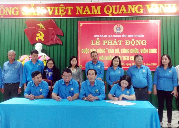 Ninh Thuận: Xây dựng văn hóa công sở, đạo đức công vụ - Ảnh 1.