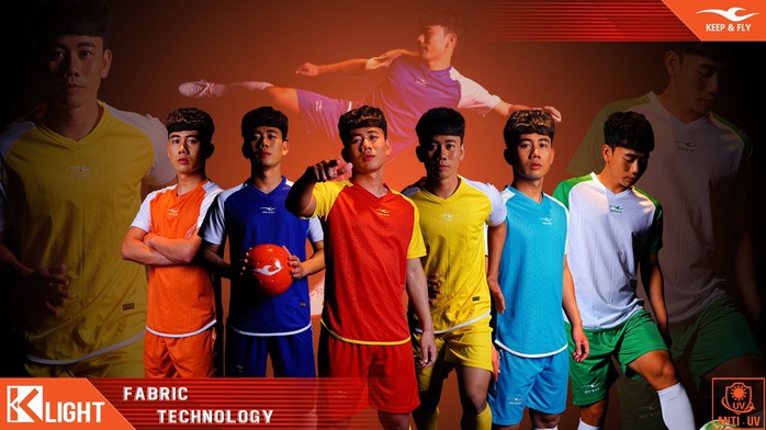 Chuyện ông bầu Futsal mời Phan Văn Đức, Minh Vương làm người mẫu thể thao - Ảnh 1.