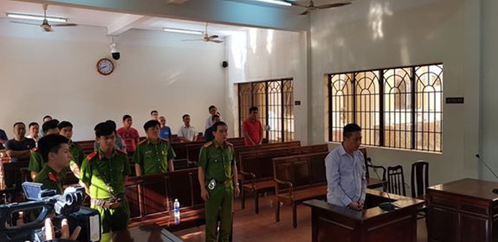 Đang xét xử cựu trung úy CSGT Công an tỉnh Đồng Nai bắn chết người - Ảnh 3.