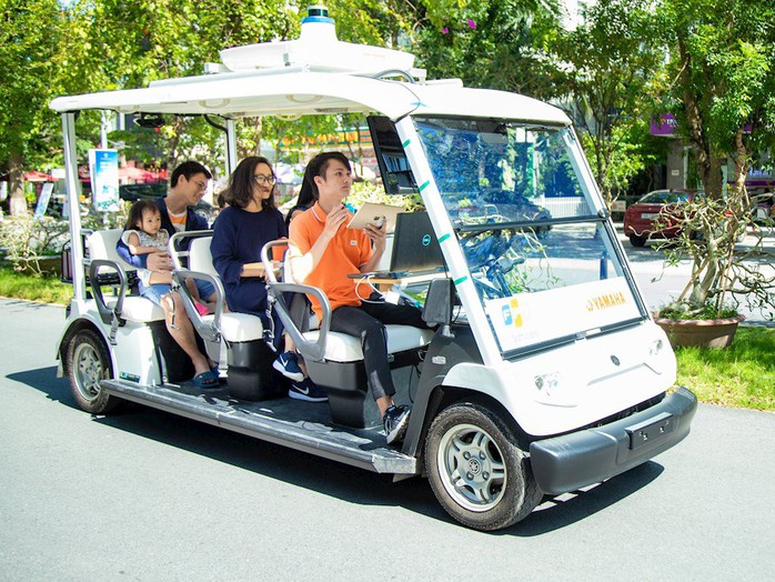 FPT thử nghiệm thành công xe tự hành trong khu đô thị - Ảnh 1. FPT thử nghiệm thành công xe tự hành trong khu đô thị - Ảnh 1.