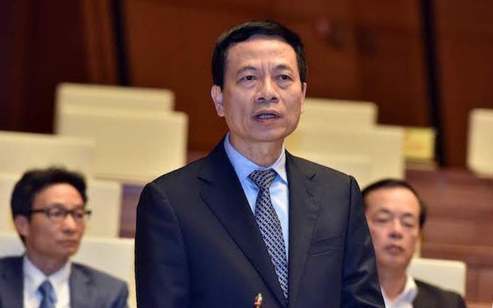 Bộ trưởng Nguyễn Mạnh Hùng lần đầu trả lời chất vấn trước Quốc hội - Ảnh 1.