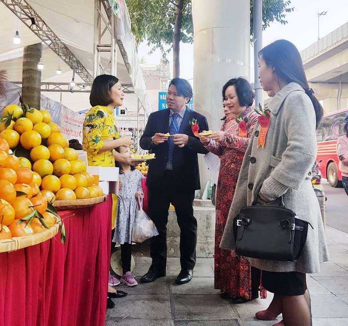 Chắp cánh cho nông sản địa phương - Ảnh 1.