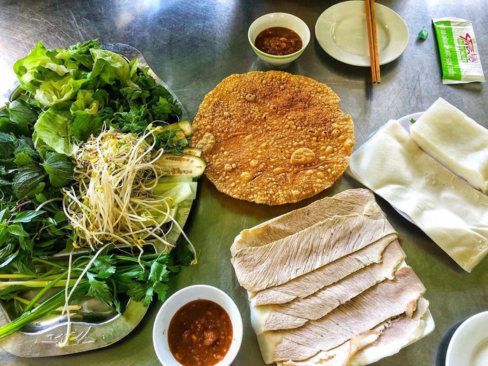 4 địa chỉ bánh tráng thịt heo ngon ở Đà Nẵng - Ảnh 11.