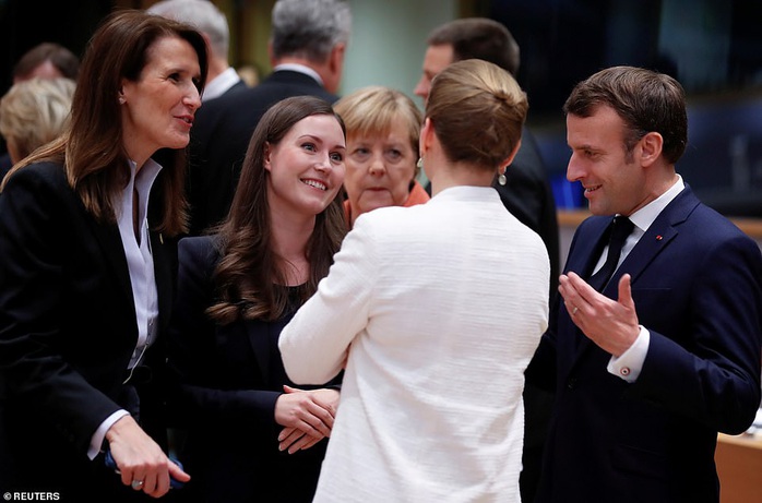 Ông Macron tươi cười cùng nữ thủ tướng trẻ nhất thế giới - Ảnh 4.