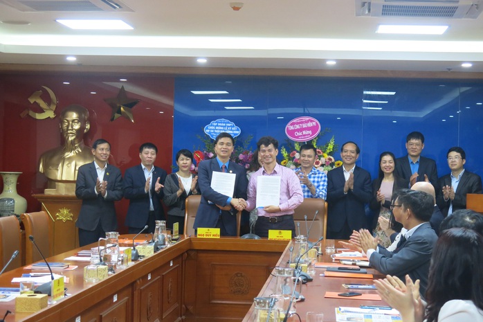 Tổng LĐLĐ Việt Nam ký kết Chương trình Phúc lợi cho đoàn viên và người lao động - Ảnh 2.